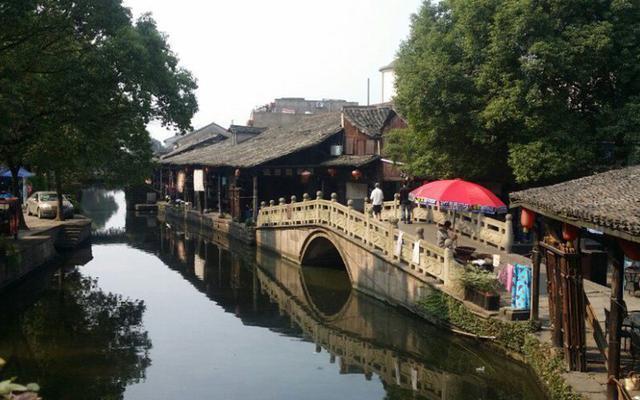 逃离神秘海底世界